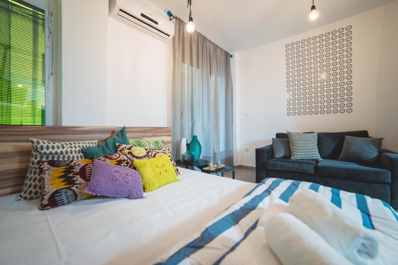 Mazi Rooms Venizelou Tesalónica Exterior foto