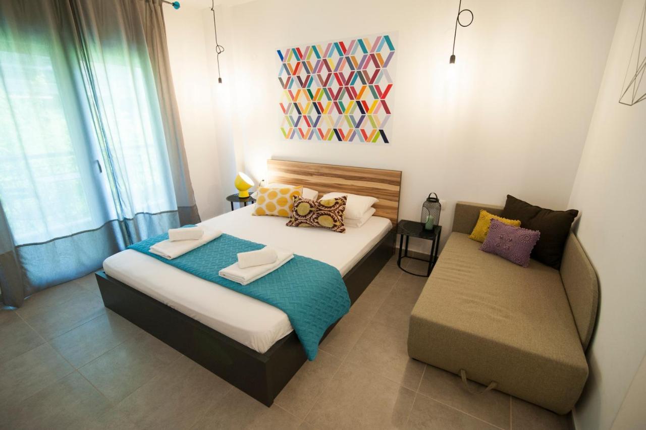 Mazi Rooms Venizelou Tesalónica Exterior foto