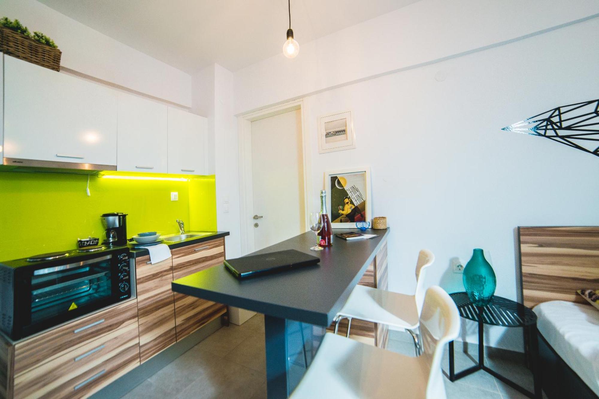 Mazi Rooms Venizelou Tesalónica Habitación foto