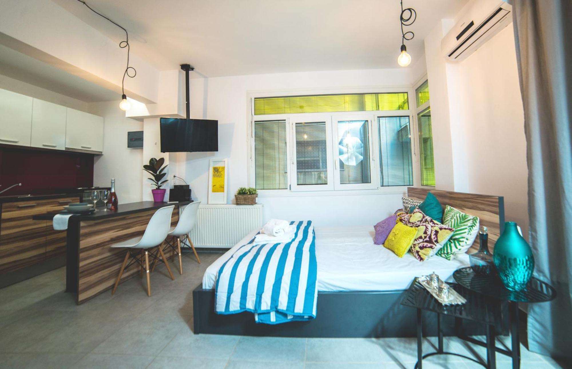 Mazi Rooms Venizelou Tesalónica Habitación foto